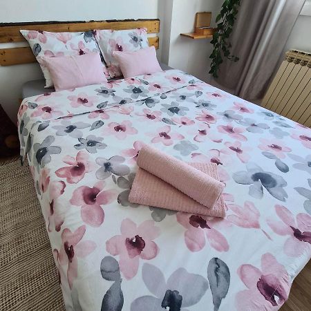 Sobe Divna Hotel Velika Mlaka Kültér fotó