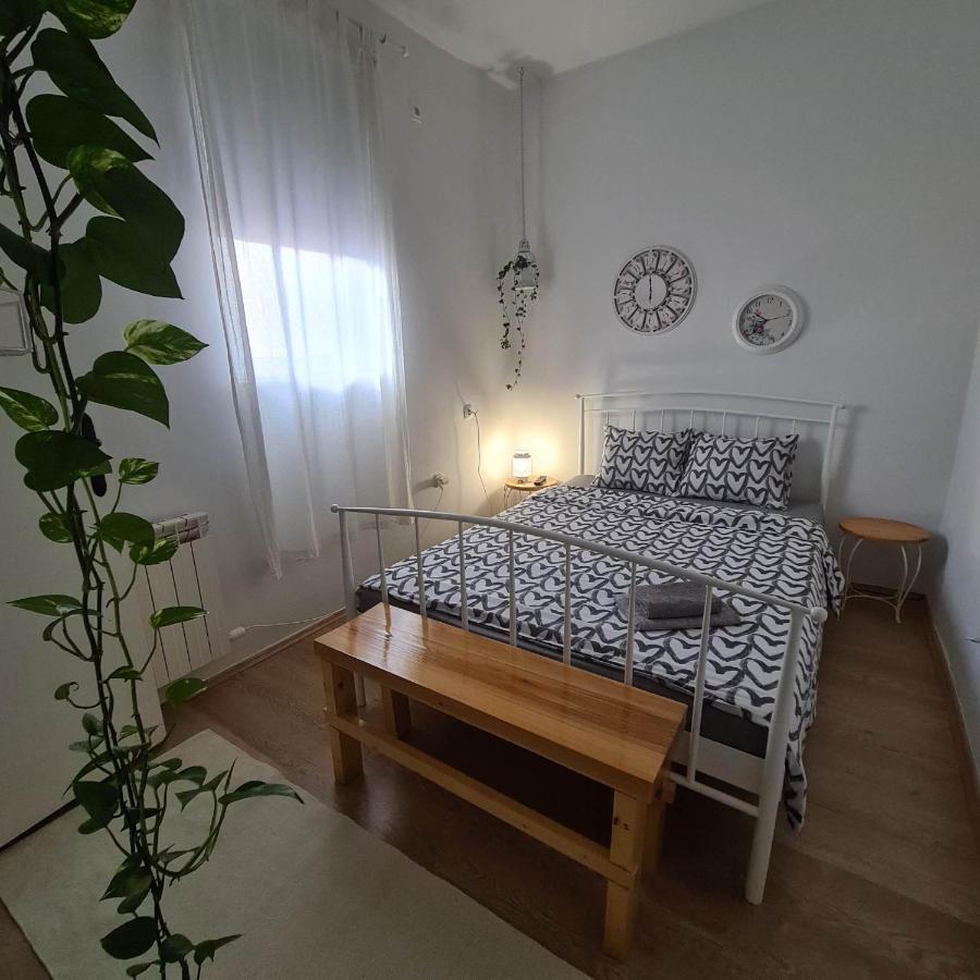 Sobe Divna Hotel Velika Mlaka Kültér fotó