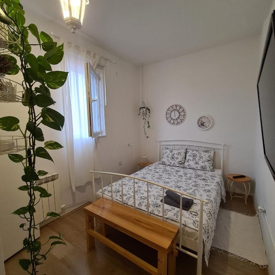 Sobe Divna Hotel Velika Mlaka Kültér fotó
